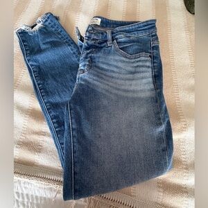 Stylish Blue Skinny Jeans for Women